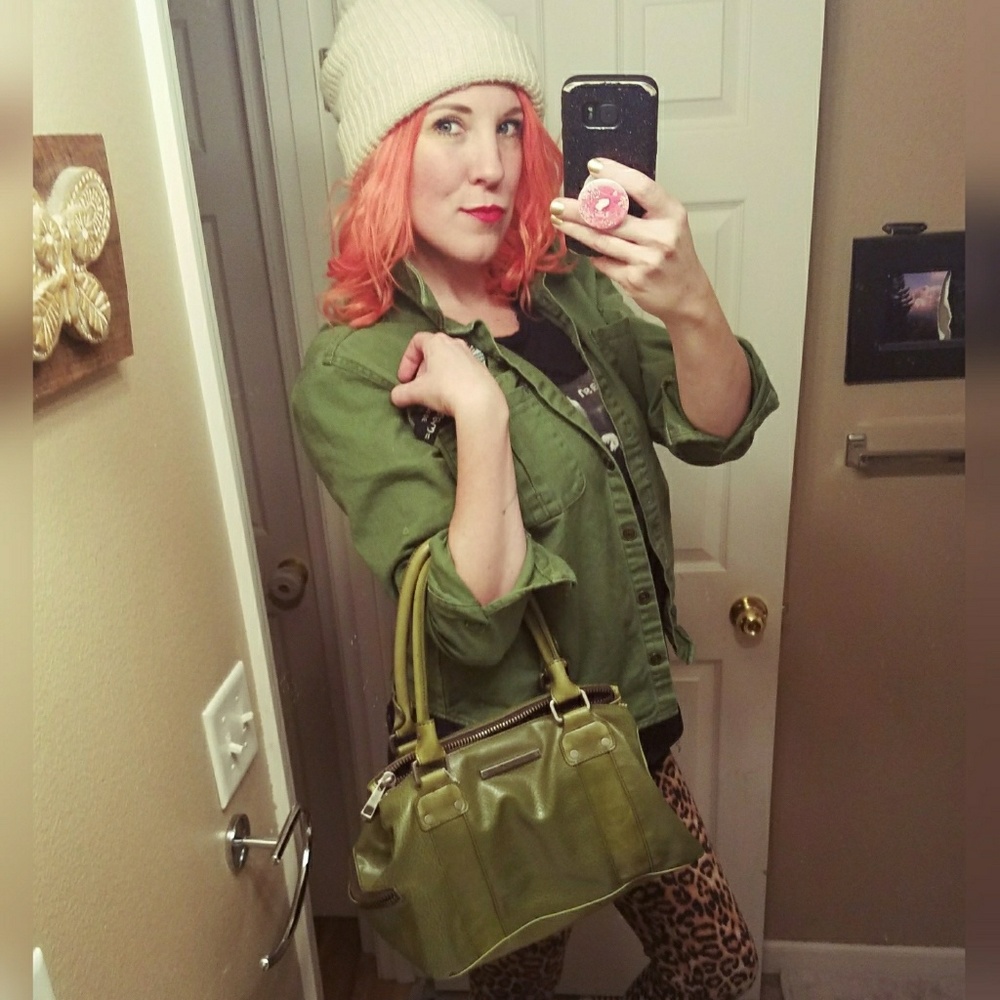 Killer, MATT & NAT, vegan, green bag!!
